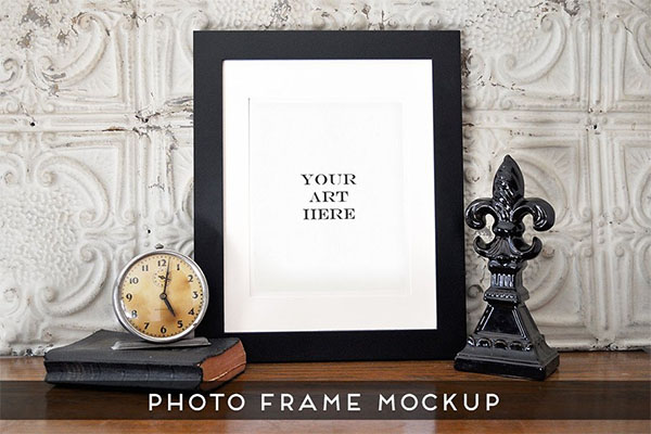 Realistic Photo Frame Art Mockup PSD