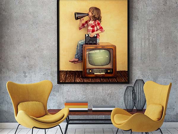 Free Living Room Poster Mockup