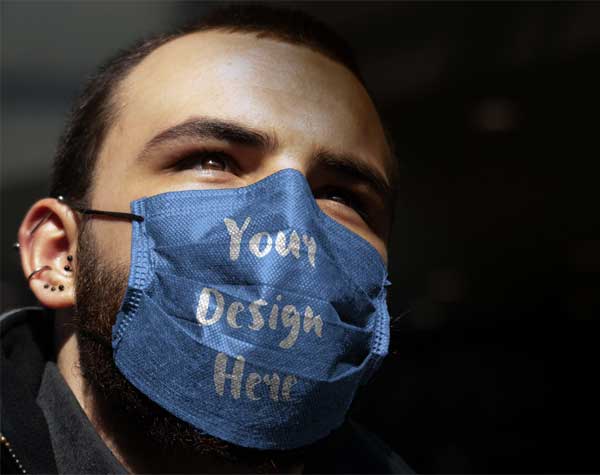 Free Facemask PSD Mockup